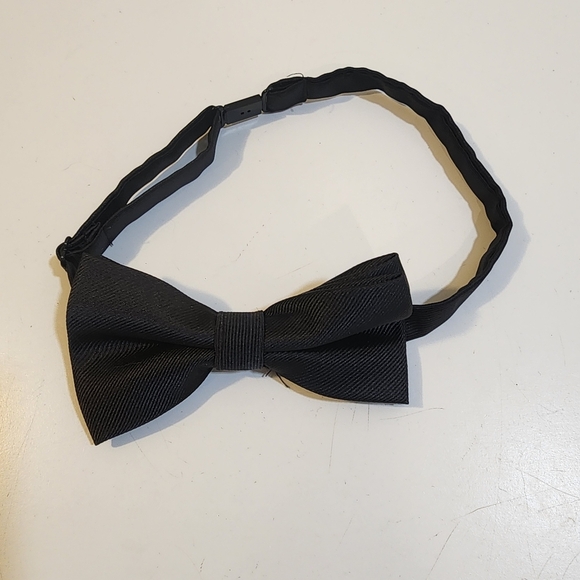 Men's Black Bow tie - Picture 1 of 4
